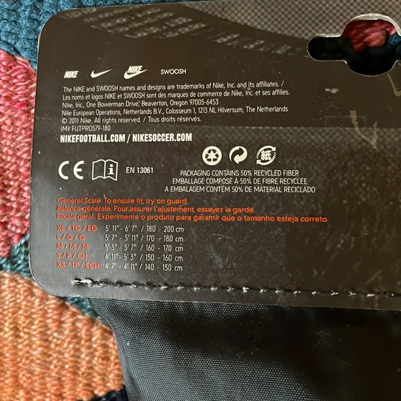 Nike Soccer protegga shield Shinguards BNIB - Picture 4 of 6